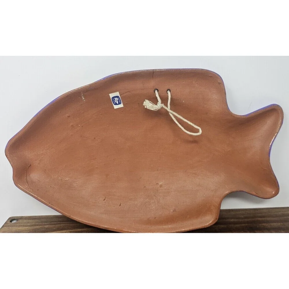 Talavera Mexican Pottery Fish Folk Art Hand Painted Wall Hanging 11.5